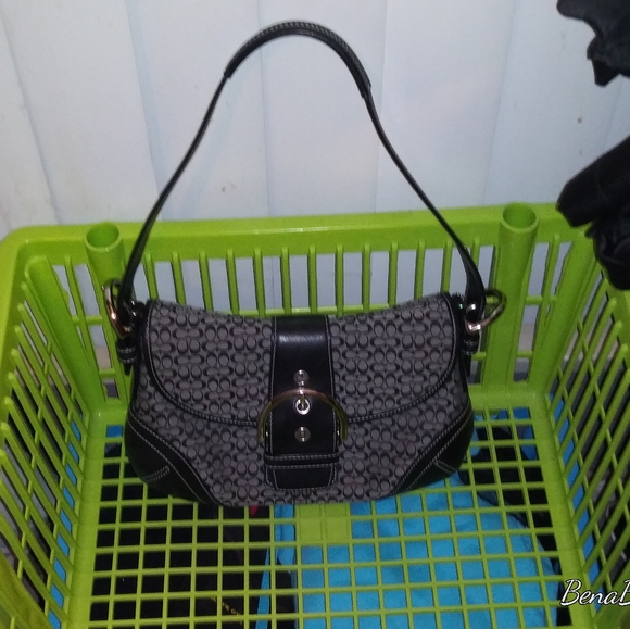 Purse over the shoulder - Picture 3 of 5